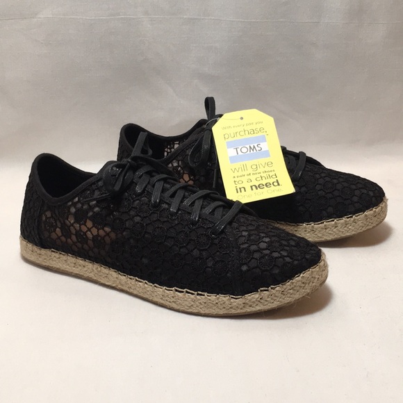 Toms Embroidered Mesh Lace Up Espadrille Sneakers - Picture 2 of 8